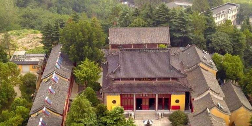 天水伴秦山啥意思