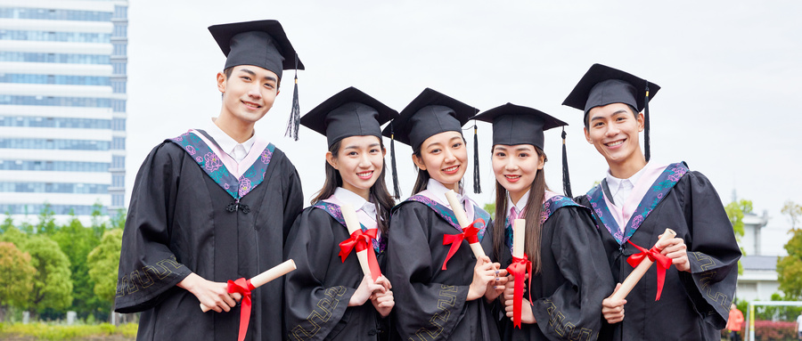 学生政治面貌怎么写？25岁了可以写团员吗？