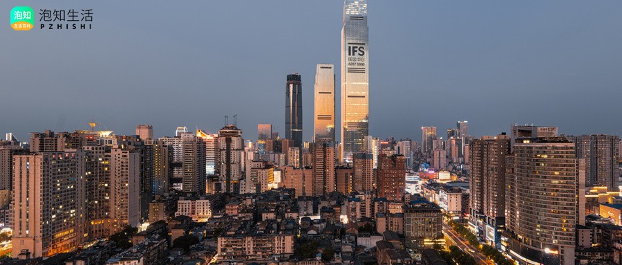 我的党费为什么每个月要交2000