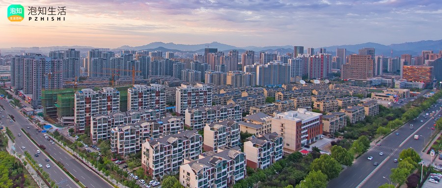 富力城十七区离十四区多少里地