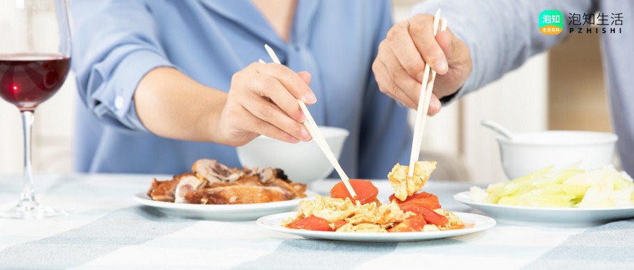 一个男生会关注一个女生经常吃饭的地方吗