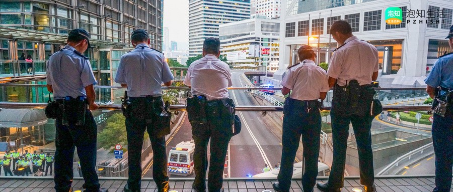 考警察面试是走后门吗？考警察面试一般问什么问题