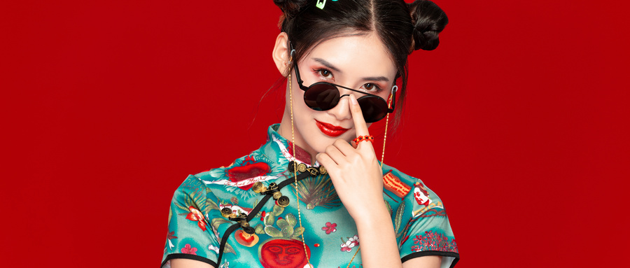 真丝加花萝刺绣夏天穿热吗？真丝花萝摸起来不舒服能贴身穿吗